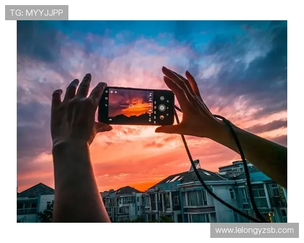 镇江 “镇超” 开赛：一张球票解锁绿茵激情与城市烟火